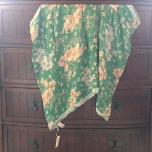 Ann Taylor LOFT Beautiful infinity scarf!  🌸